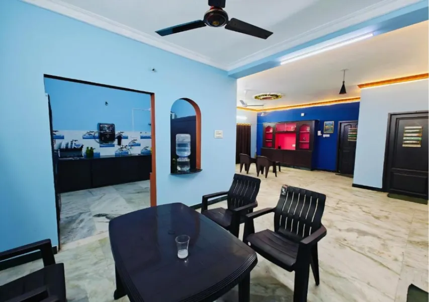 JM Home Stay | Entire 3BHK House Near White Town, Markets & Beach