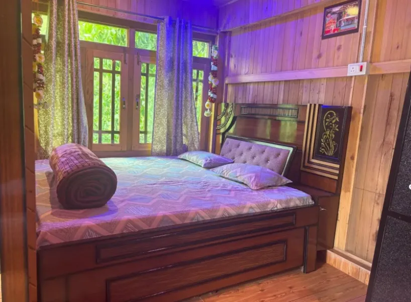 Viraaj Homestay
